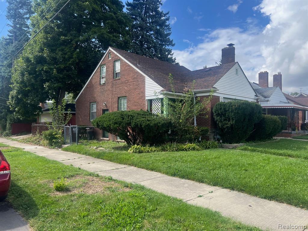 8205 APPOLINE Street, Detroit, MI 48228 — Photo 4
