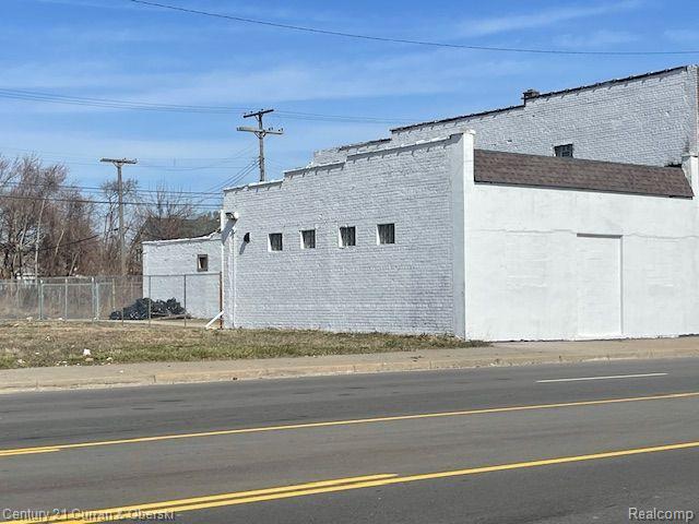 8715 HARPER Avenue, Detroit, MI 48213 — Photo 26