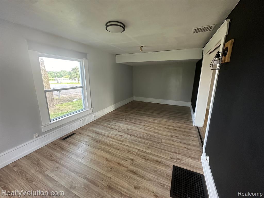 2255 N VAN DYKE Road, Imlay City, MI 48444 — Photo 10