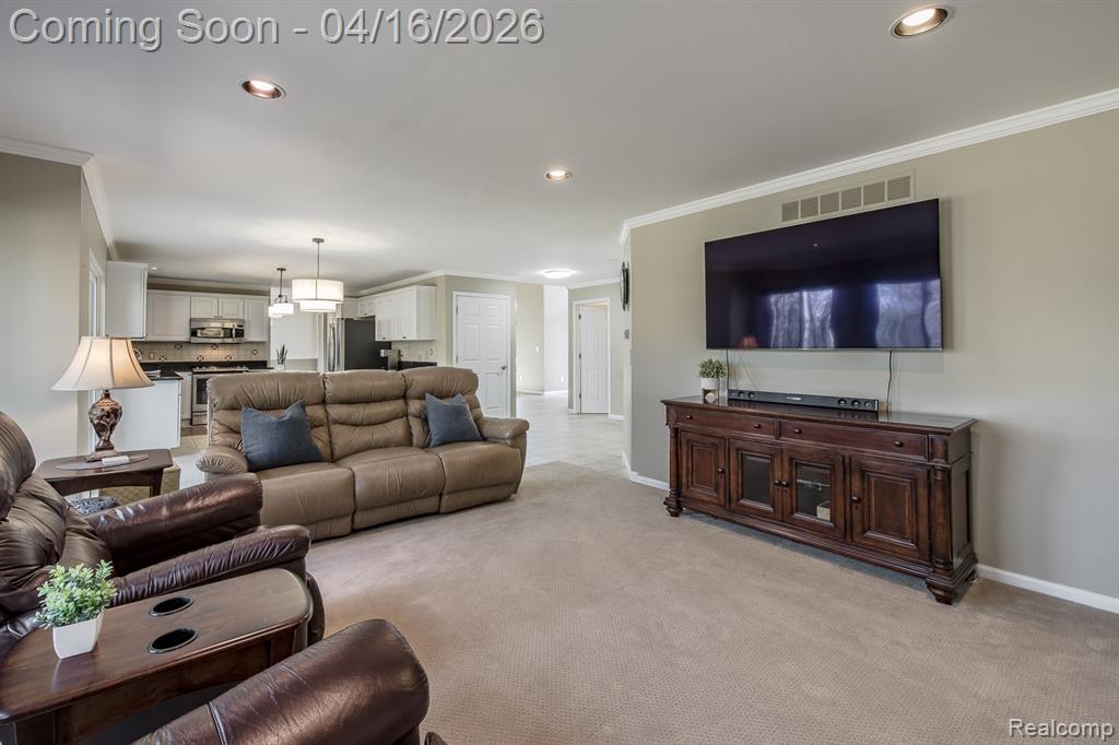 3472 Paramount Lane, Auburn Hills, MI 48326 — Photo 27