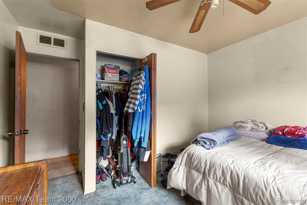 5622 Campbell Street, Dearborn Heights, MI 48125 — Photo 19