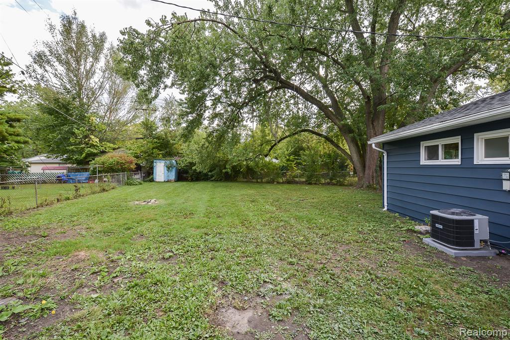 1468 GAIL, Ypsilanti, MI 48198 — Photo 8