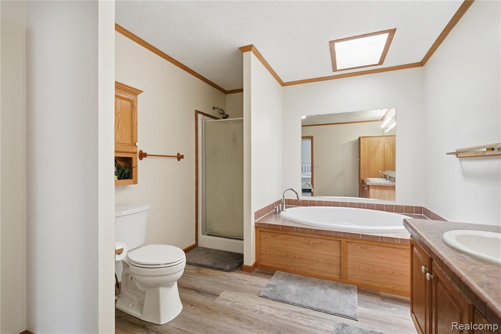 11078 Stony River Court, 522, South Lyon, MI 48178 — Photo 8