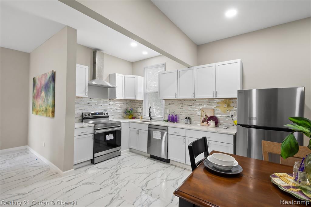 65 Melbourne Street, Detroit, MI 48202 — Photo 15