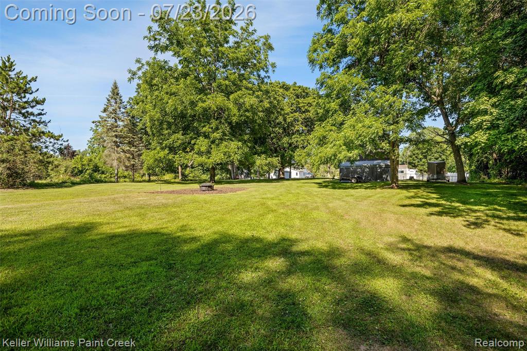 423 East Road, Holly, MI 48442 — Photo 27