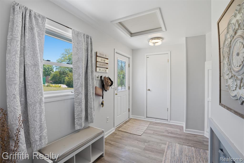 131 E Main Street, Vernon, MI — Photo 52