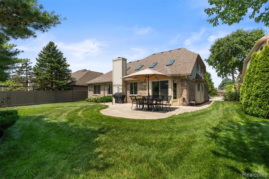 19550 Shorecrest Drive, Clinton Twp, MI 48038 — Photo 46