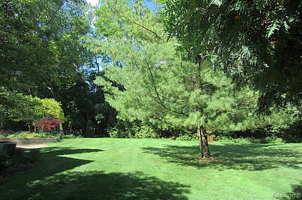 31115 Stafford St, Beverly Hills, MI 48025 — Photo 54