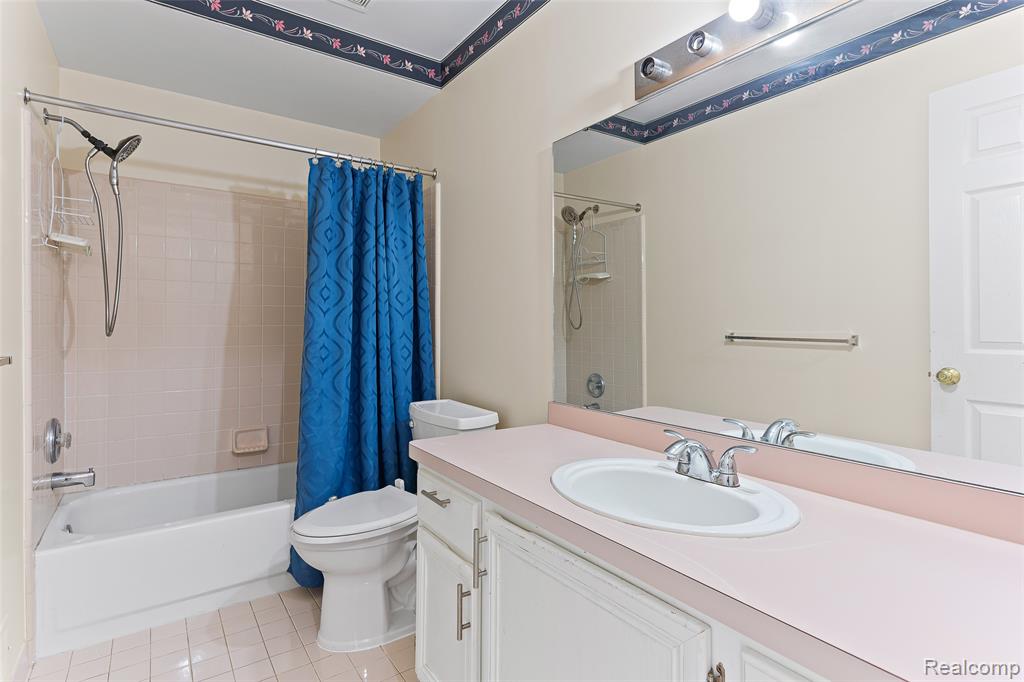 42137 Trent Drive, Canton, MI 48188 — Photo 9