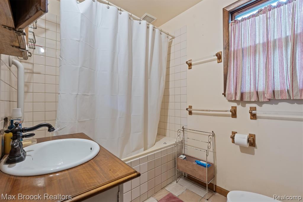 516 S Laurel Street, Royal Oak, MI 48067 — Photo 23