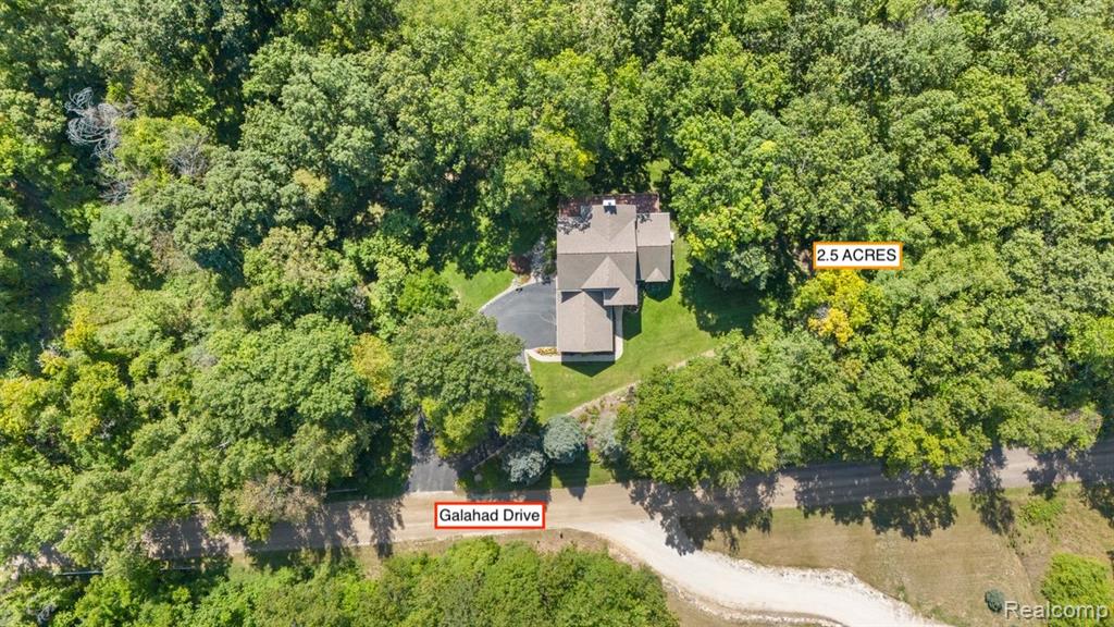 860 Galahad Drive, Ortonville, MI 48462 — Photo 54