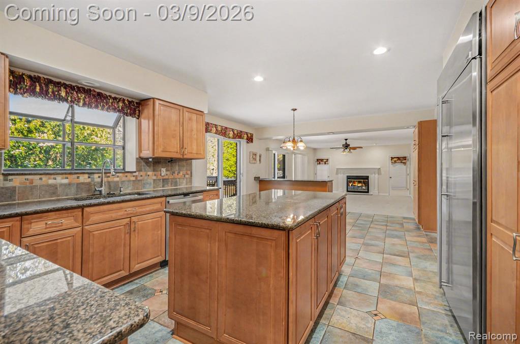 4280 Woodlands, Orchard Lake Village, MI 48323 — Photo 17