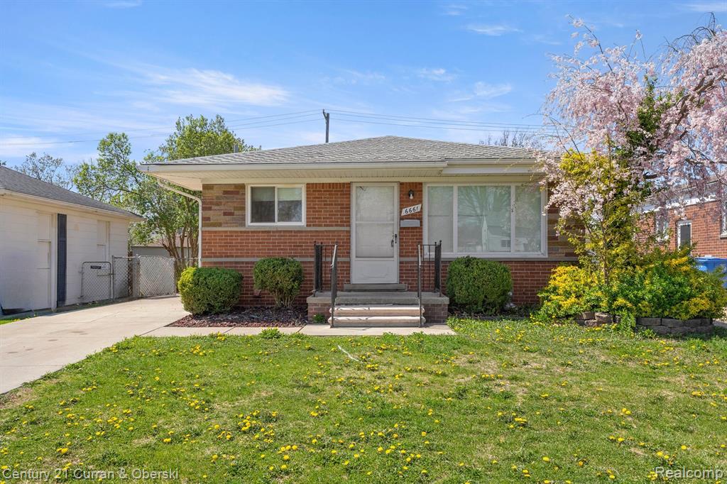 6661 N BEECH DALY Road, Dearborn Heights, MI 48127 — Photo 3