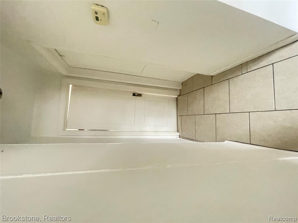 8144 Jewett Avenue, Warren, MI 48089 — Photo 29