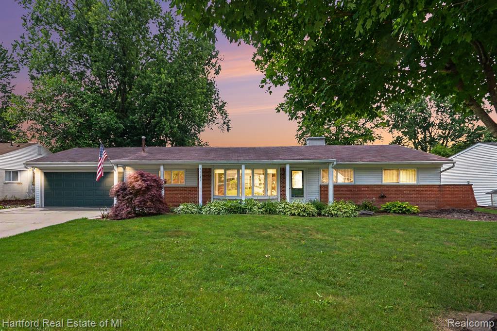 41131 S McMahon Circle, Novi, MI — front exterior