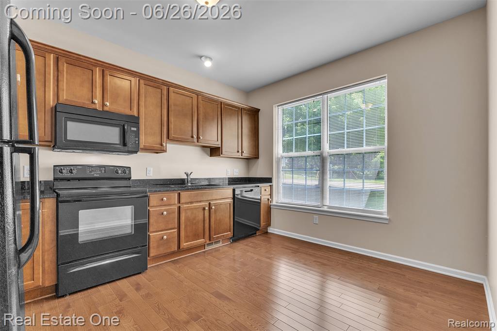 41590 Mitchell Road, Novi, MI 48377 — Photo 14
