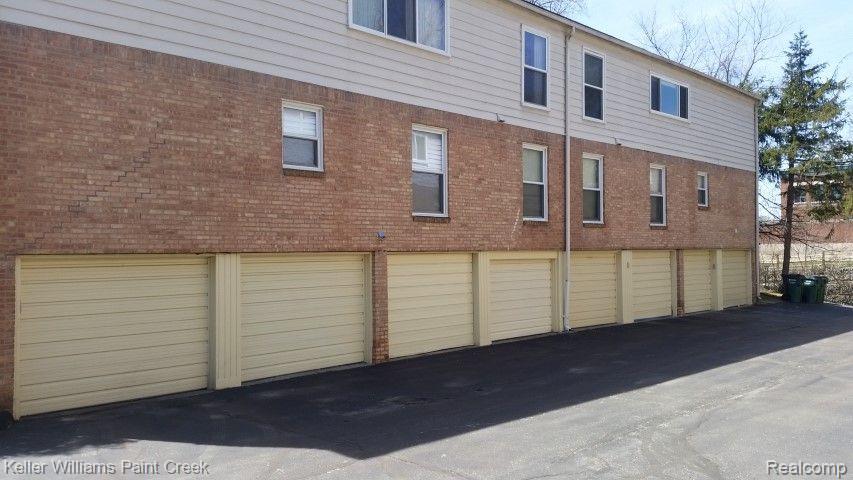 509 E UNIVERSITY DRIVE #507 Drive, Rochester, MI 48307 — Photo 2