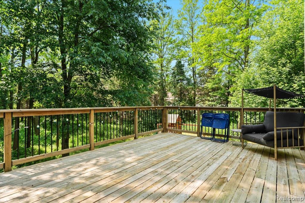 9832 Brookfield Drive, Brighton, MI 48116 — Photo 22