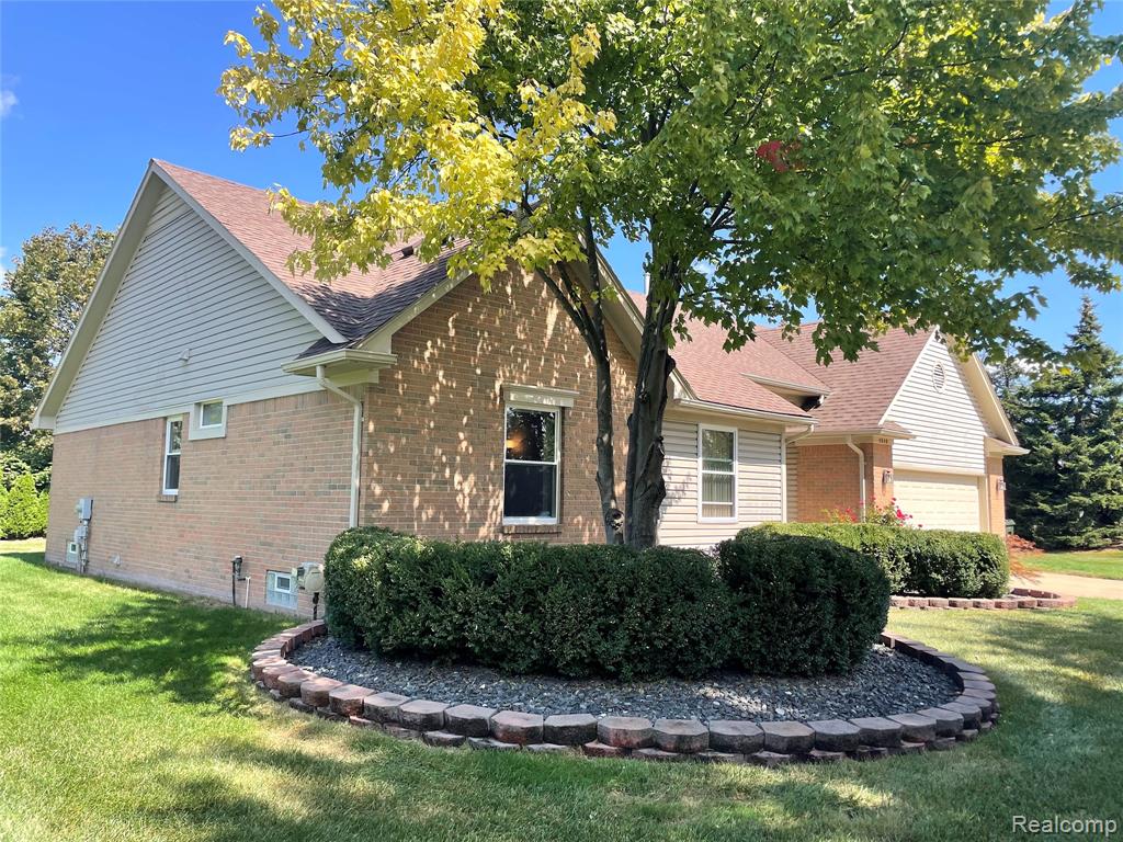 5859 Calgary Court, Sterling Heights, MI 48314 — Photo 13