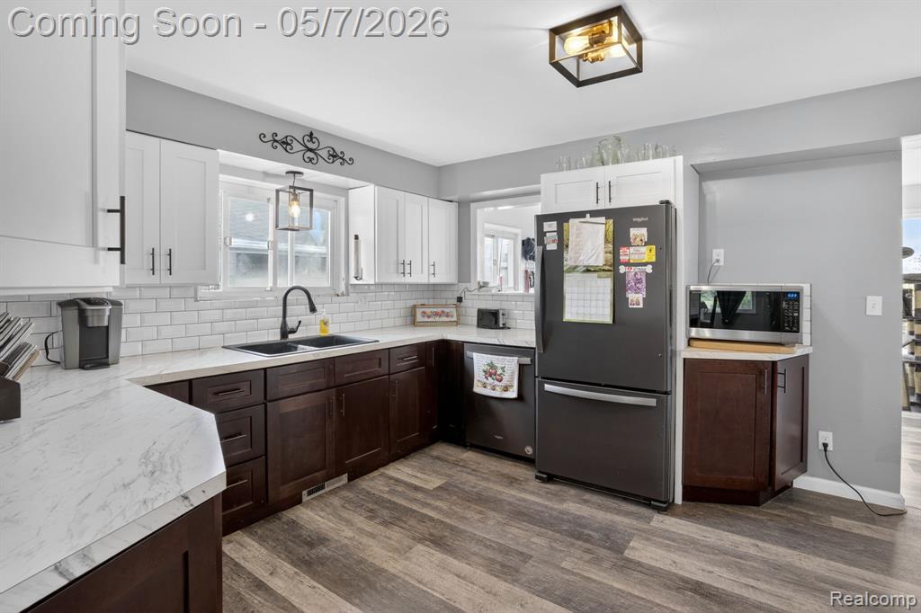 9252 E Brooks Road, Lennon Vlg, MI 48449 — Photo 10