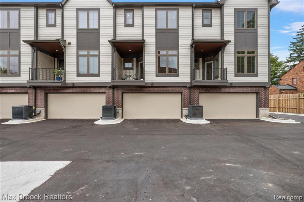 382 Notre Dame Street, Grosse Pointe, MI 48230 — Photo 40