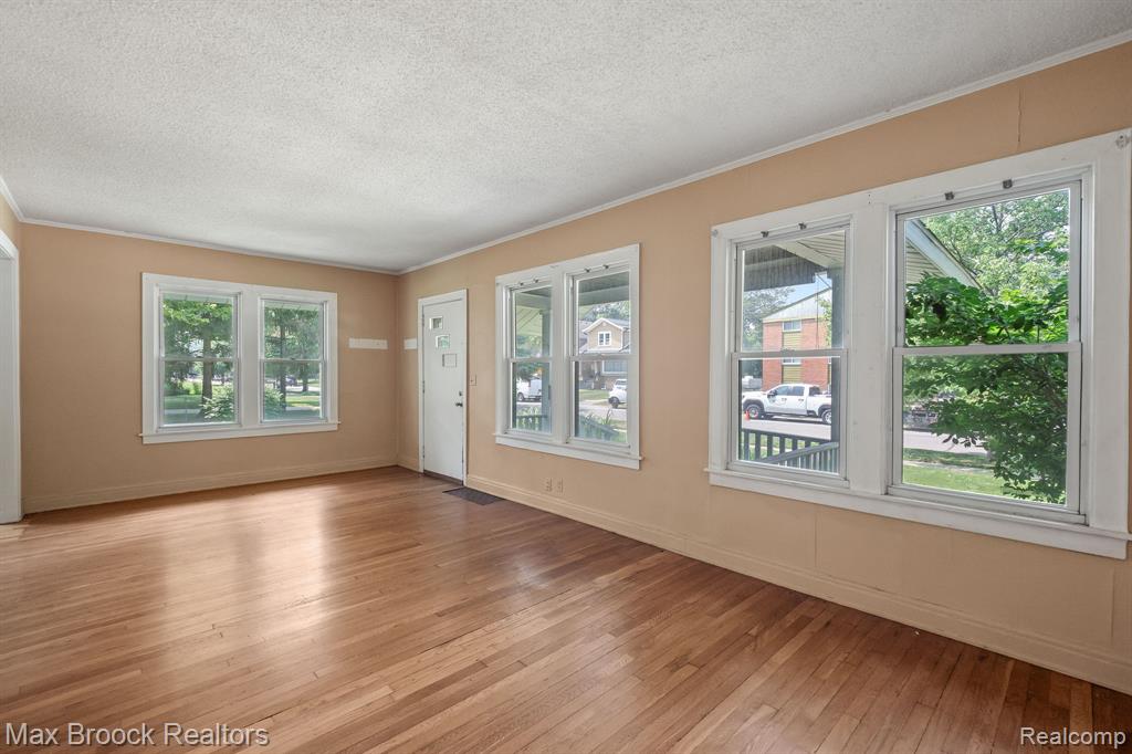 918 Saint Louis Street, Ferndale, MI 48220 — Photo 8
