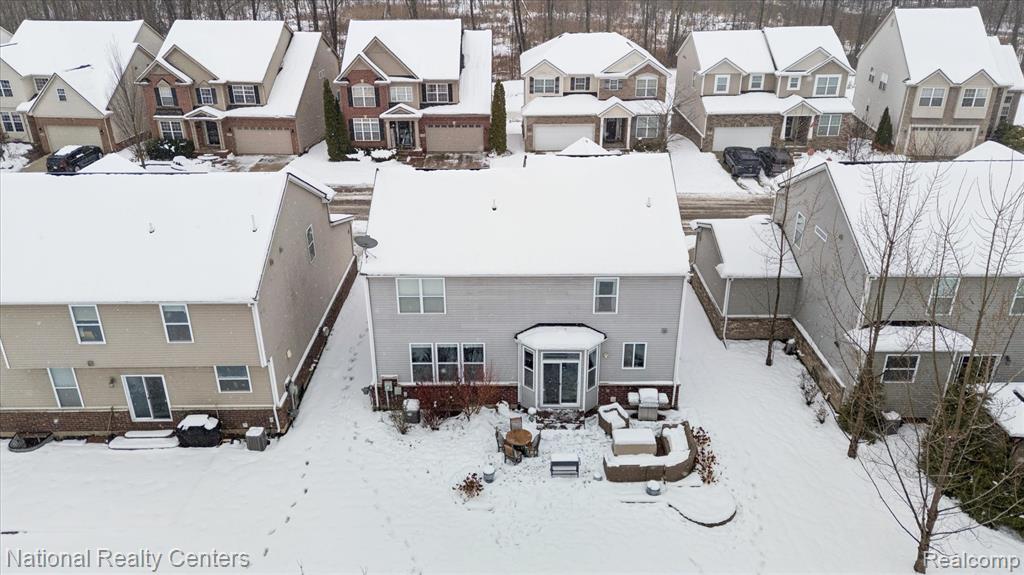 27316 Victoria Road, Novi, MI — Photo 54