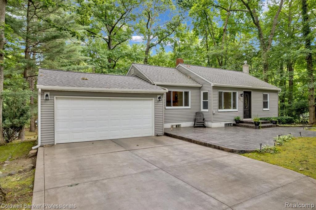 2064 Miles Road, Lapeer, MI 48446 — Photo 30