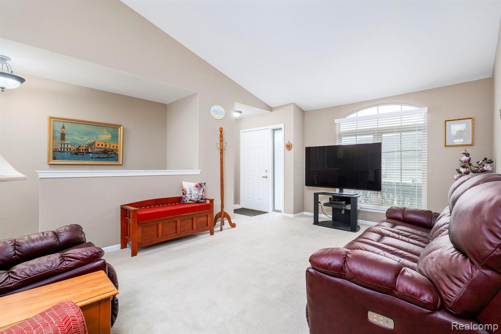 46436 Imperial Lane, Macomb, MI 48044 — Photo 3