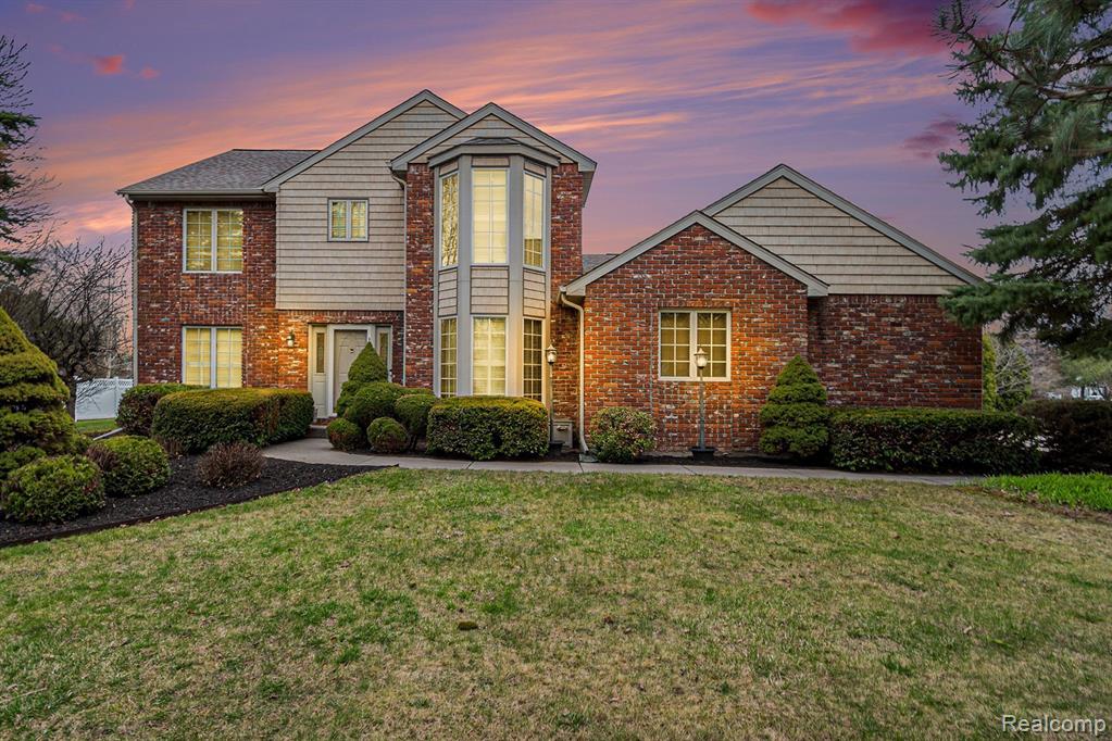 4600 WHITE TRILLIUM Drive S, Saginaw, MI 48603 — Photo 2