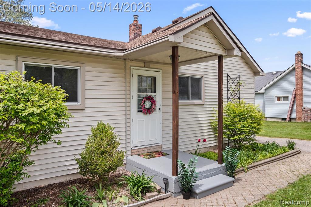 3469 Taylor Court, Auburn Hills, MI 48326 — Photo 2
