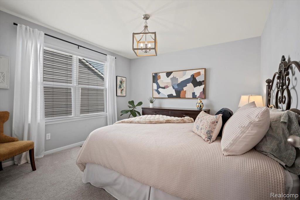 4250 KENT Road, Royal Oak, MI 48073 — Photo 28