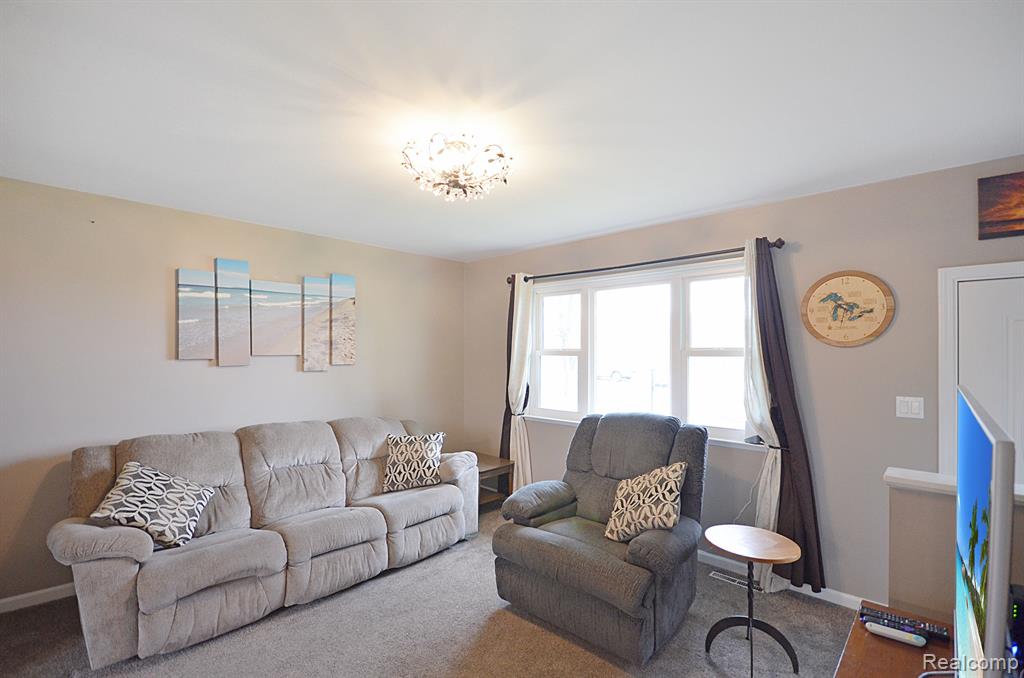 67667 Place Road, Lenox, MI 48050 — Photo 4