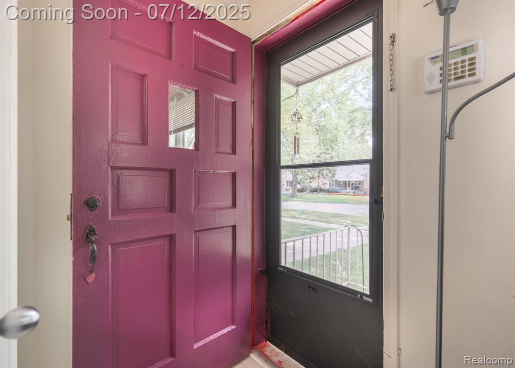 9573 Fenton, Redford, MI 48239 — Photo 5