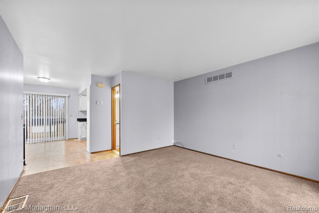 74 PARE Street, Clawson, MI — Photo 4