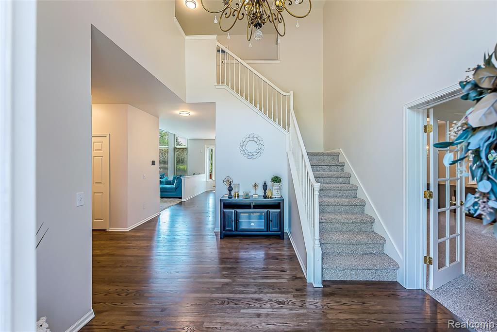 1162 Gentry Drive, South Lyon, MI 48178 — Photo 4