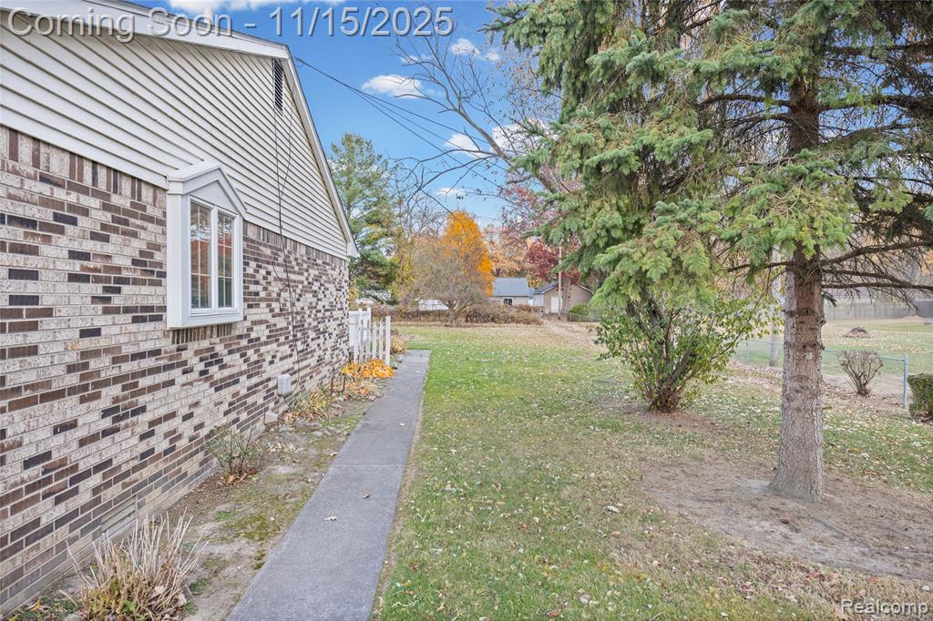 38080 Hamon Street, Harrison Township, MI — Photo 46