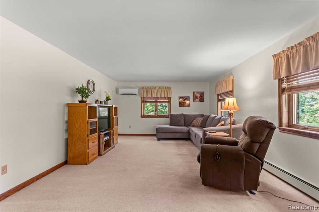 12735 BURMEISTER Road, Manchester, MI 48158 — Photo 5