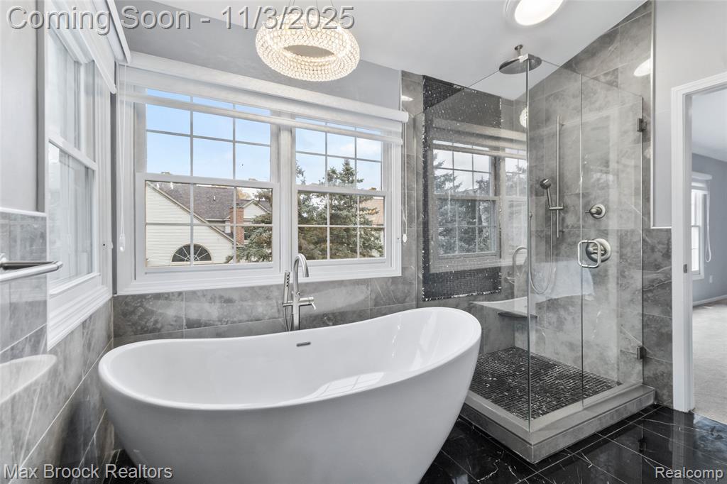 5366 Midchester Court, West Bloomfield, MI 48324 — Photo 24