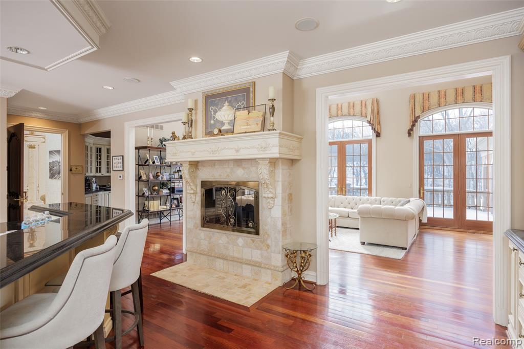 5165 Abbey Road, Rochester, MI, 48306