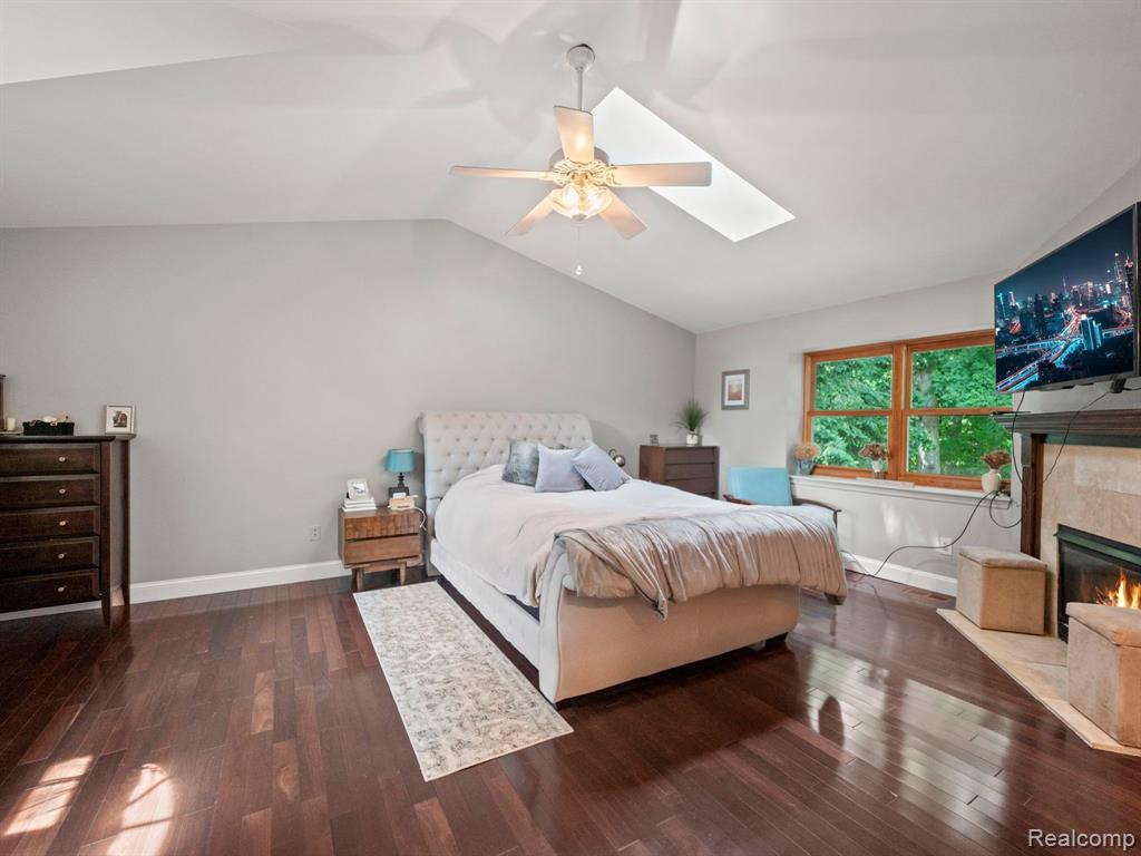 7861 LAKE CREST Drive, Ypsilanti, MI 48197 — Photo 23