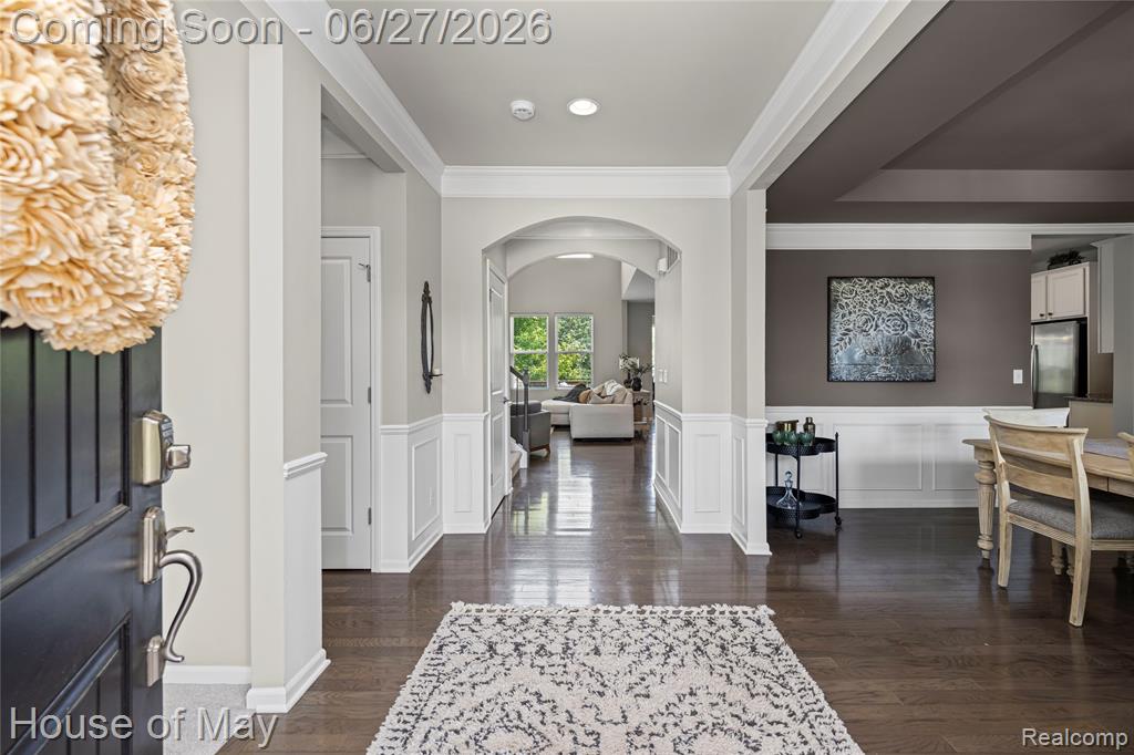 5830 Waycroft Court, Commerce Twp, MI 48382 — Photo 2