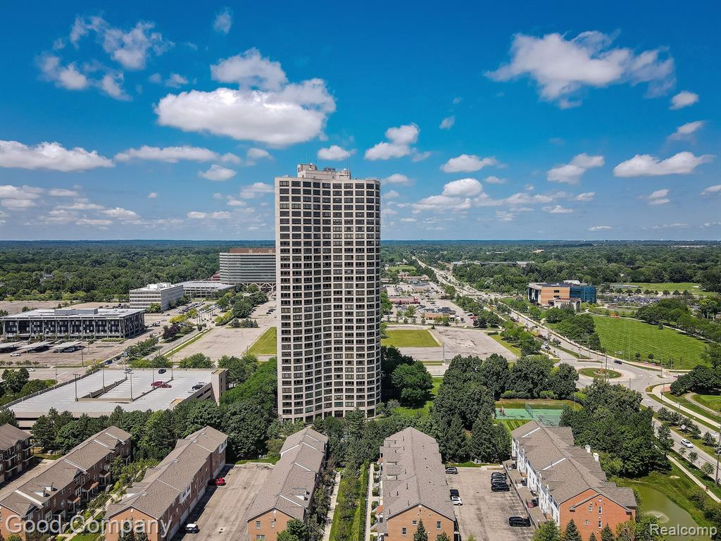 5000 TOWN Center, 1104, Southfield, MI 48075 — Photo 44