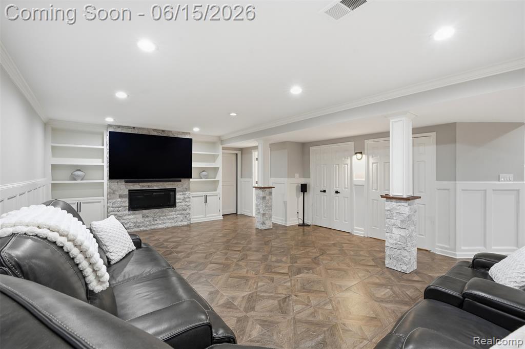 56173 Parkview Drive, Utica, MI 48316 — Photo 26