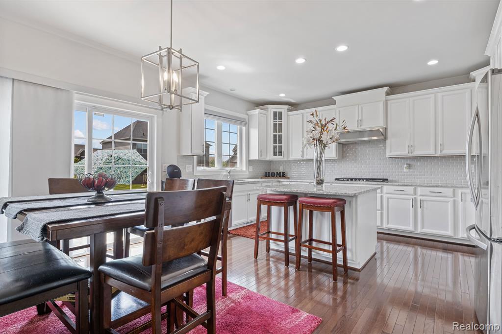 51251 GULFSTREAM PARK Lane, Canton, MI 48188 — Photo 15