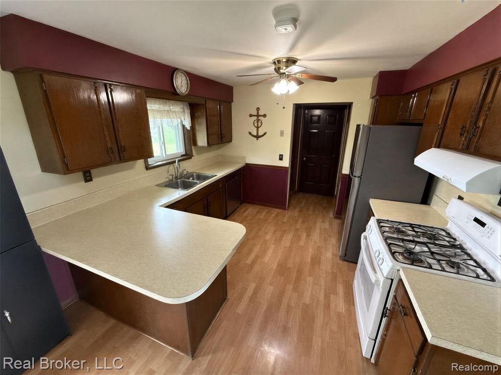 3412 S Reese Road, Frankenmuth, MI 48734 — Photo 2
