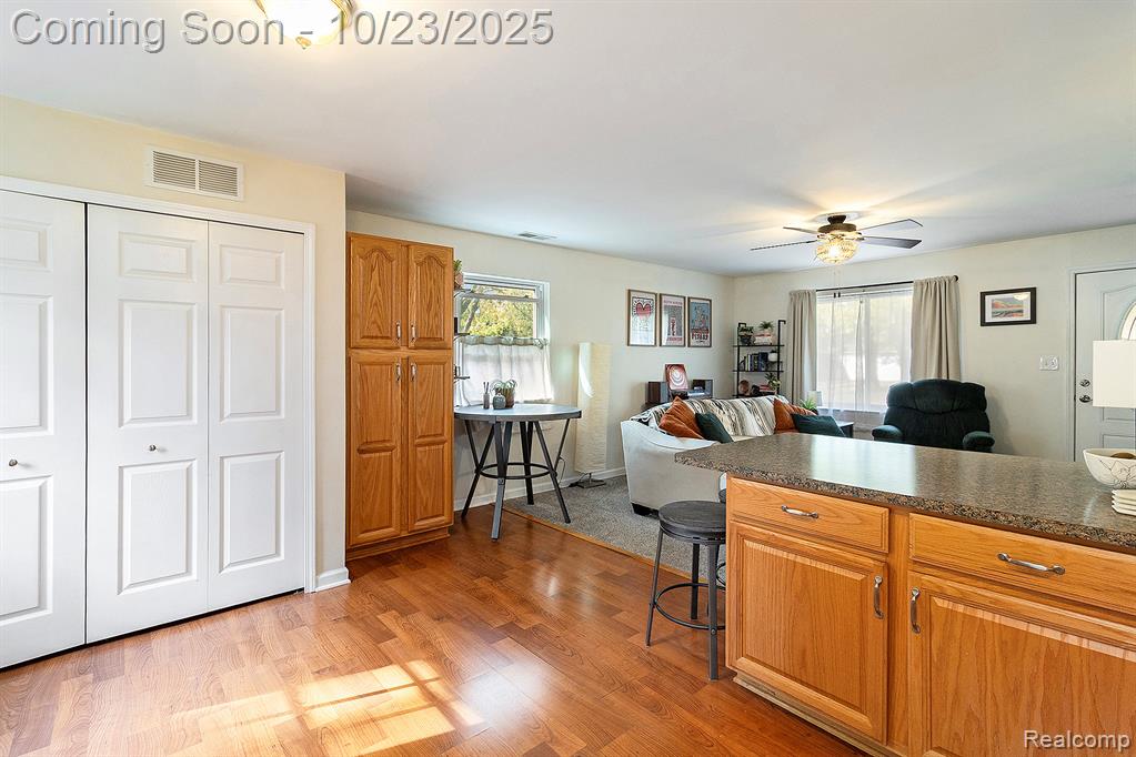 809 Richard Street, Holly, MI 48442 — Photo 7