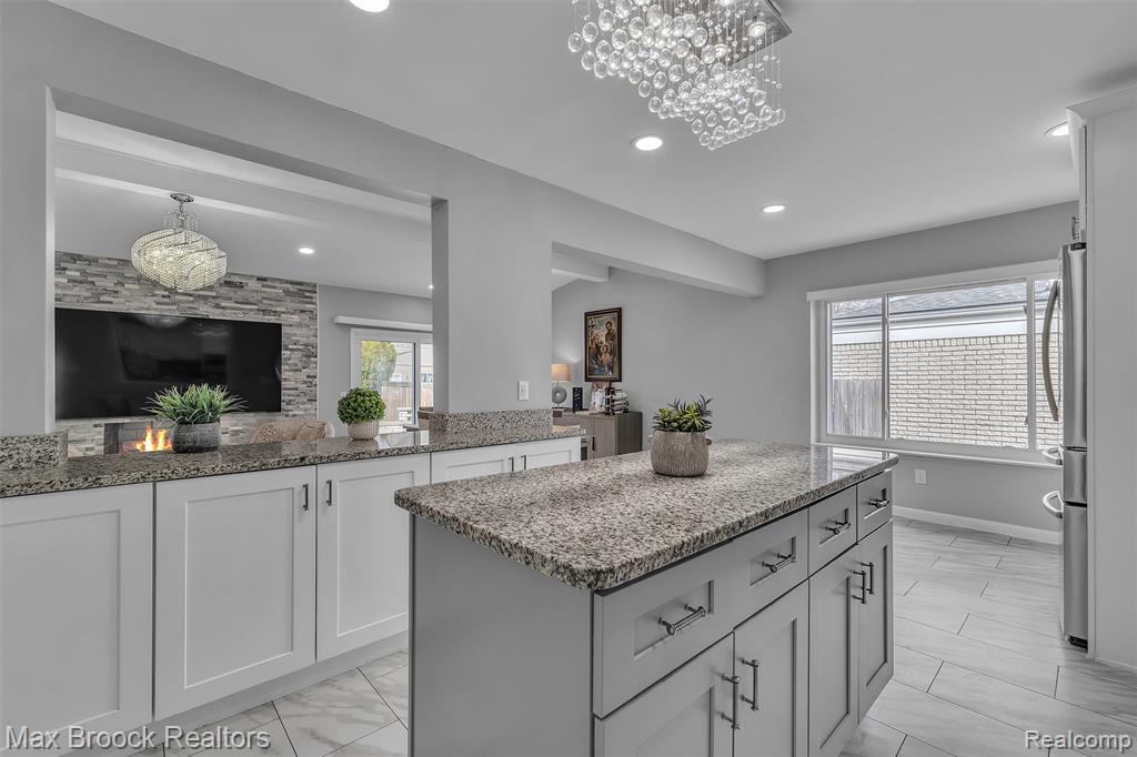 41893 Mary Kay Drive, Clinton Twp, MI 48038 — Photo 30