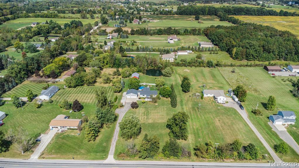 5466 BALDWIN Road, Swartz Creek, MI 48473 — Photo 16