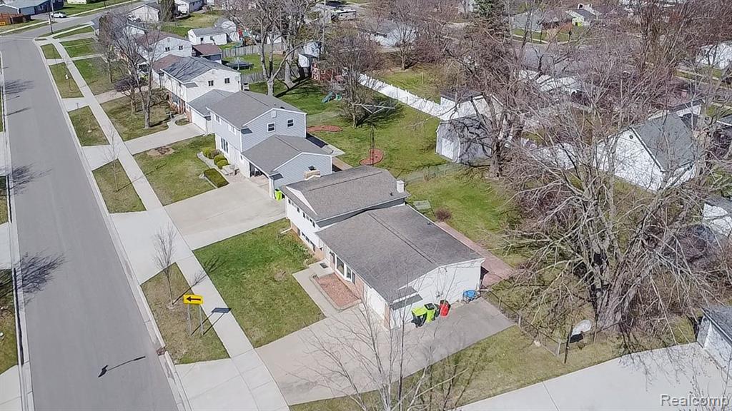 5171 OAKVIEW Drive, Swartz Creek, MI 48473 — Photo 7